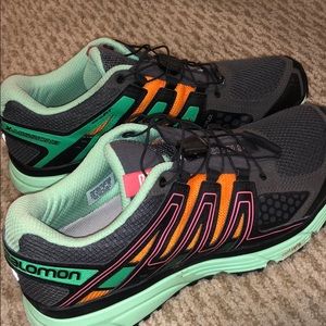 Women’s Salomon Tennis Shoes